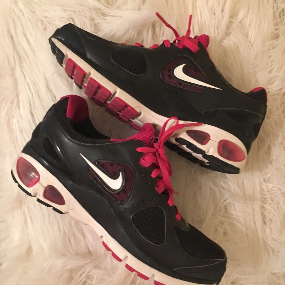 Women's Nike Air Max Turbulence 16 running shoes